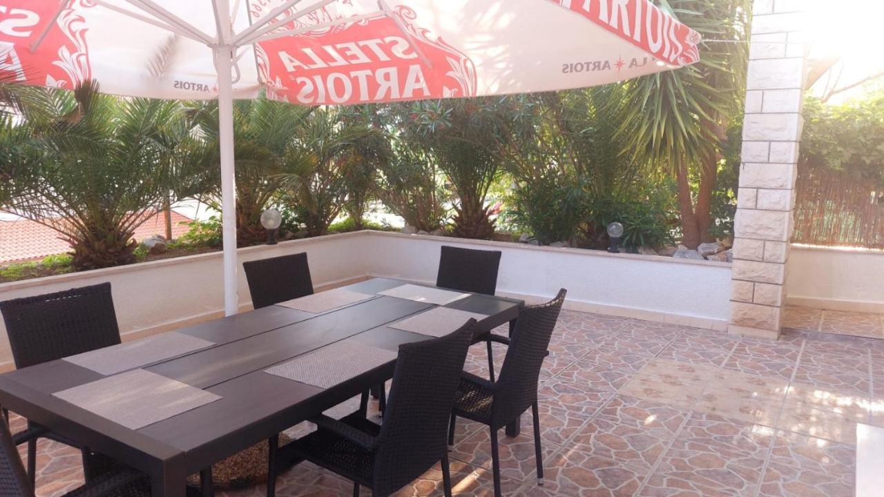 Apartments Duce Bagian luar foto