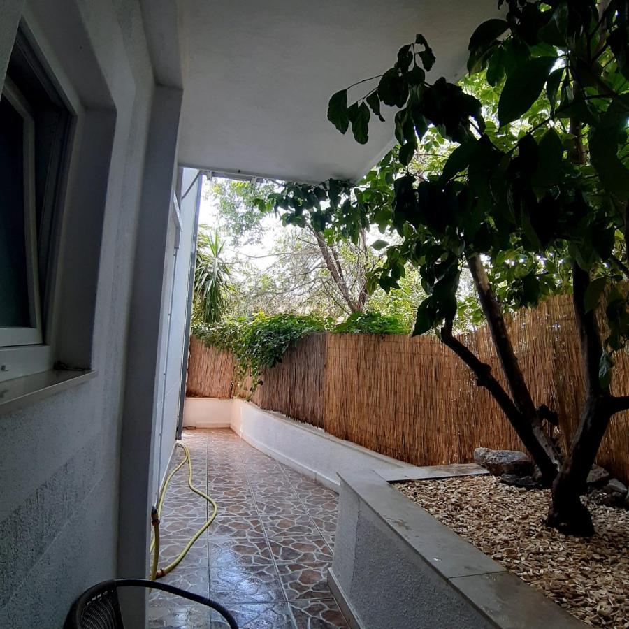 Apartments Duce Bagian luar foto