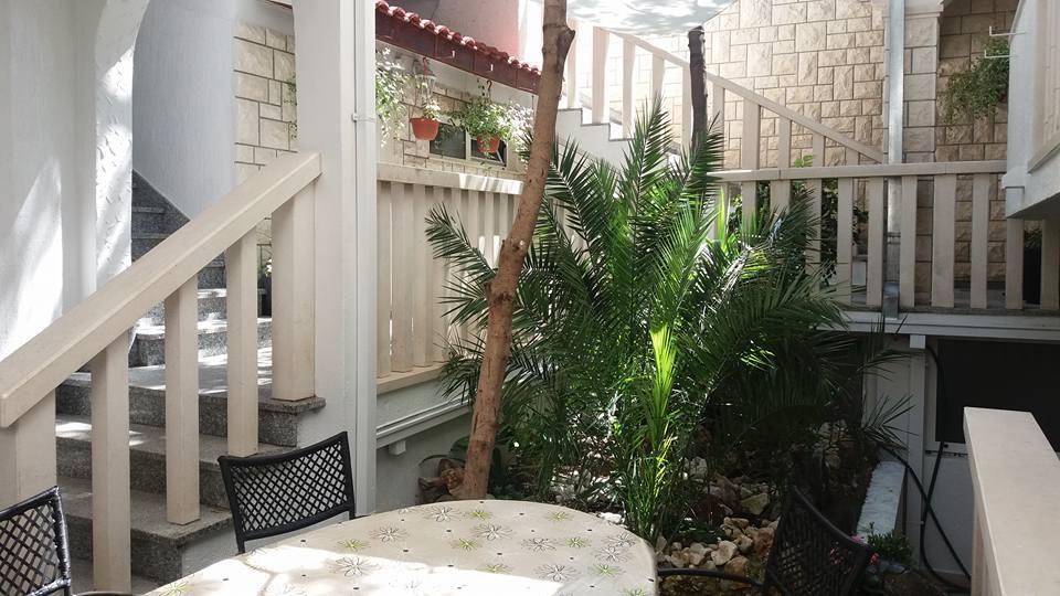 Apartments Duce Bagian luar foto